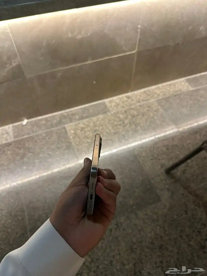 جوال ايفون 15 برو تيتانيوم 5