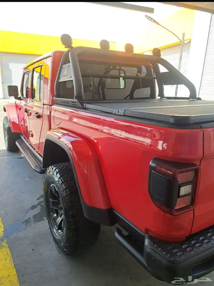 للبيع سيارة جلاديتر روبيكون 2021 ولوحتها مميزه 8