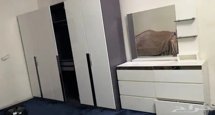 دولاب وتسريحه مستعمل من هوم سنتر 2