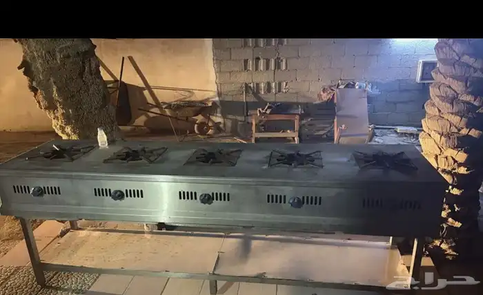 للبيع فرن ستيل خمس عيون بحاله ممتاز 0