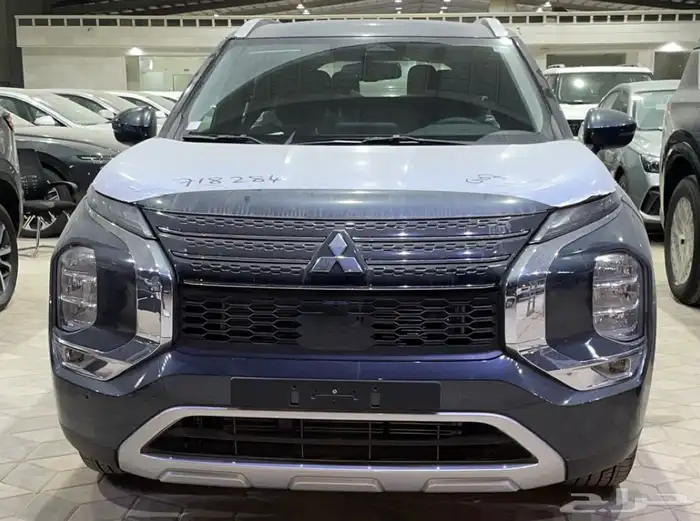 ميتسوبيشي اوتلاندر 2025 نص فل 2