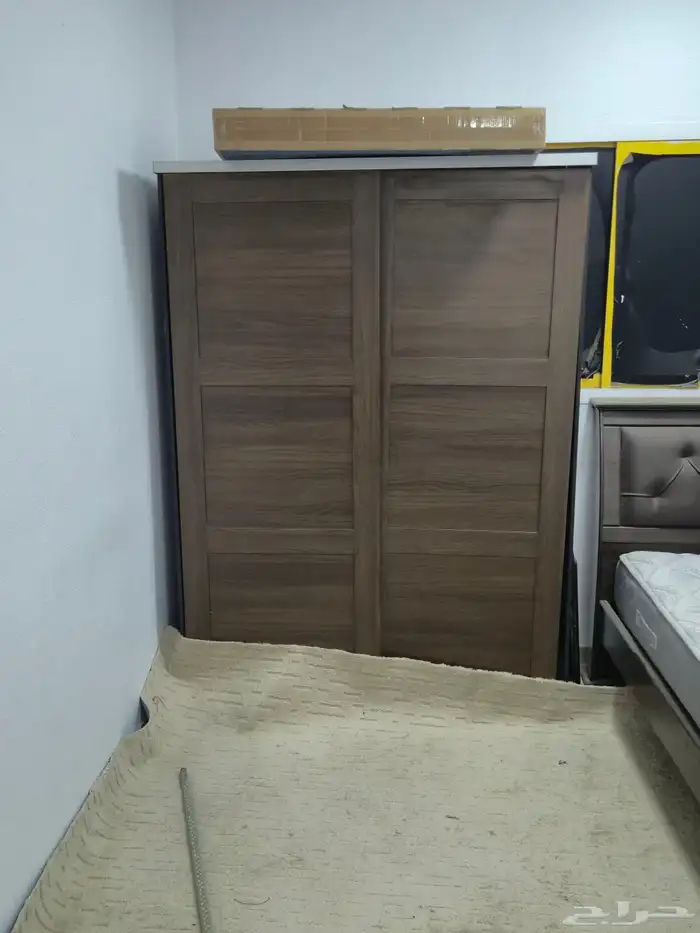 غرفة نوم رئيسي كامله و غرفة أطفال سرير واحد للبيع للانتقال 1