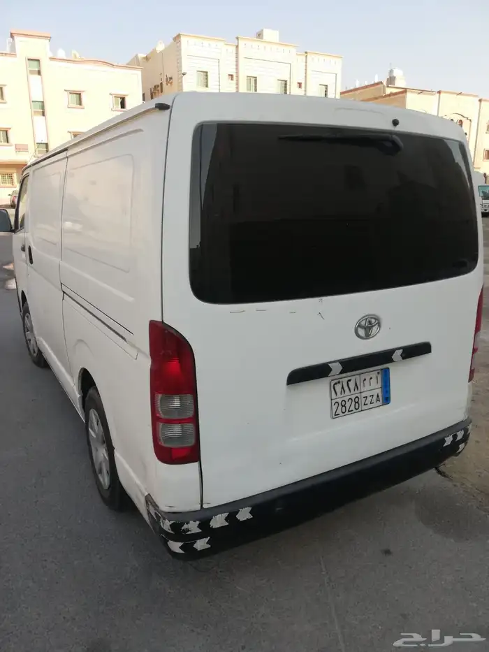 باص فان للايجار الشهري 1