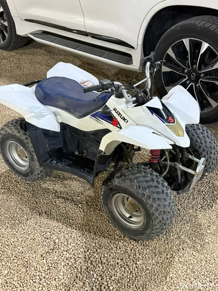 للبيع دباب سوزوكي حجم 50 0