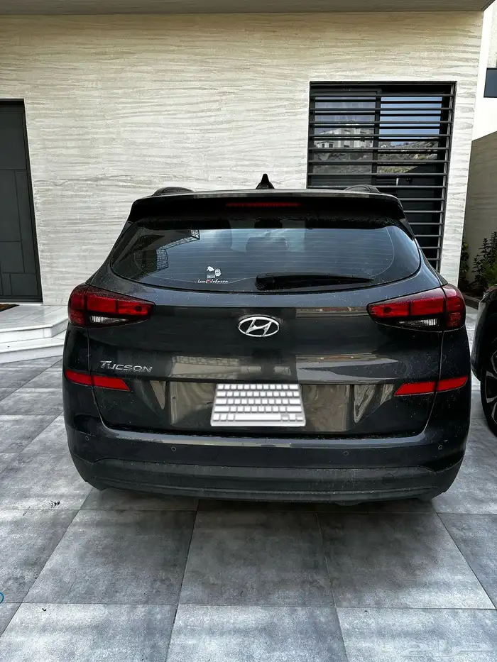 توسان 21 باستخدام شخص واحد من الوكاله 3