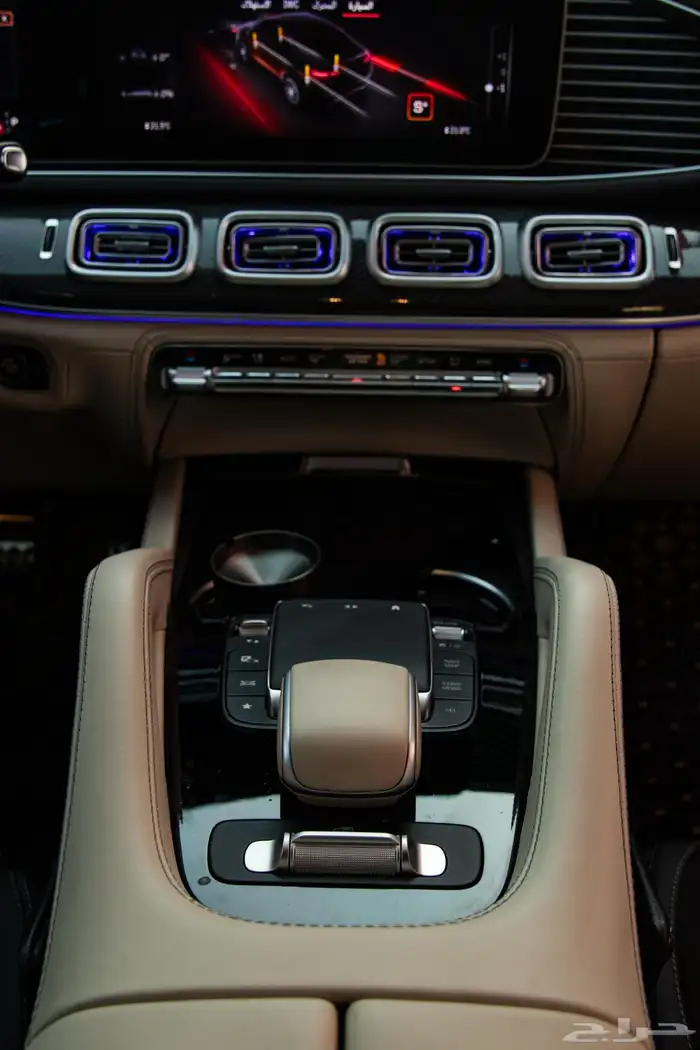 للبيع مرسيدس 2024 GLE53 شبه جديد 14