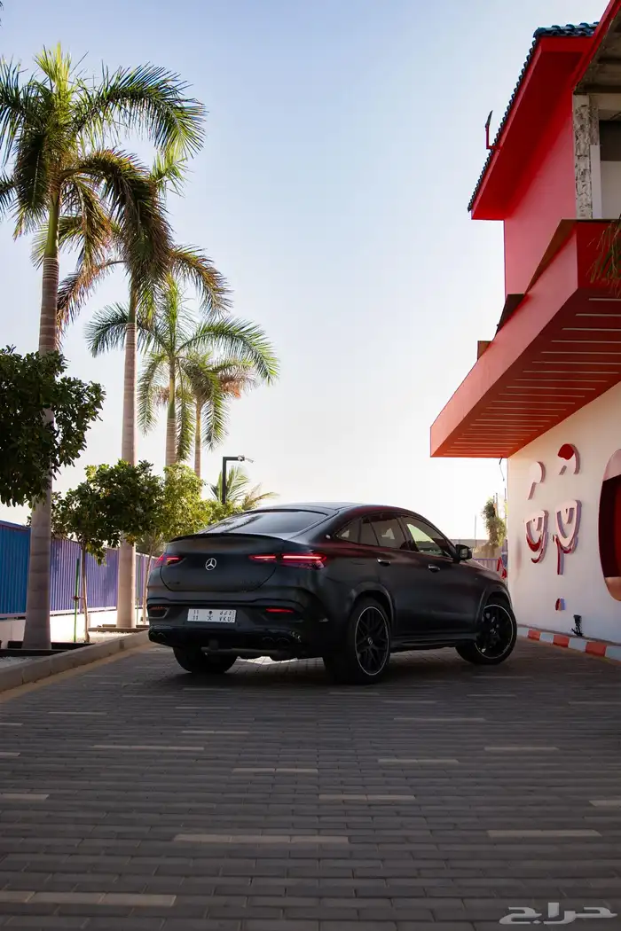 للبيع مرسيدس 2024 GLE53 شبه جديد 1