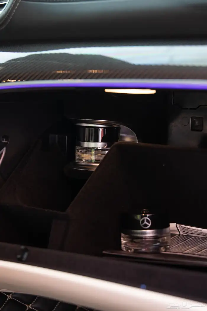 للبيع مرسيدس 2024 GLE53 شبه جديد 19