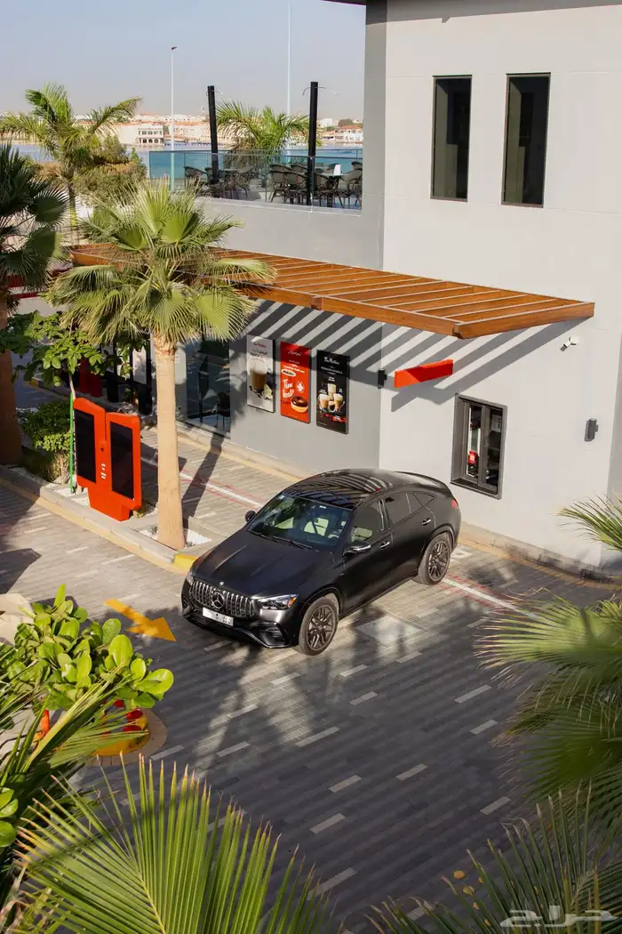 للبيع مرسيدس 2024 GLE53 شبه جديد 4