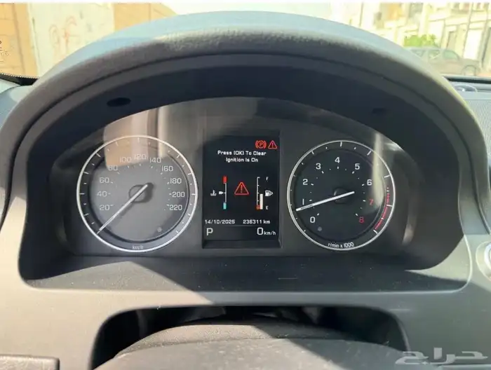 لاند روفر LR2 طراز HSE الفاخر فل كامل 2015 11