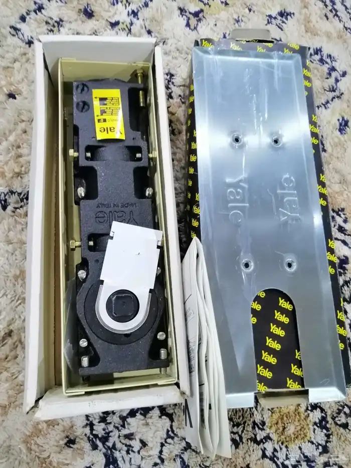 مكينة ابواب سكريت ماركة يل ايطالي 0