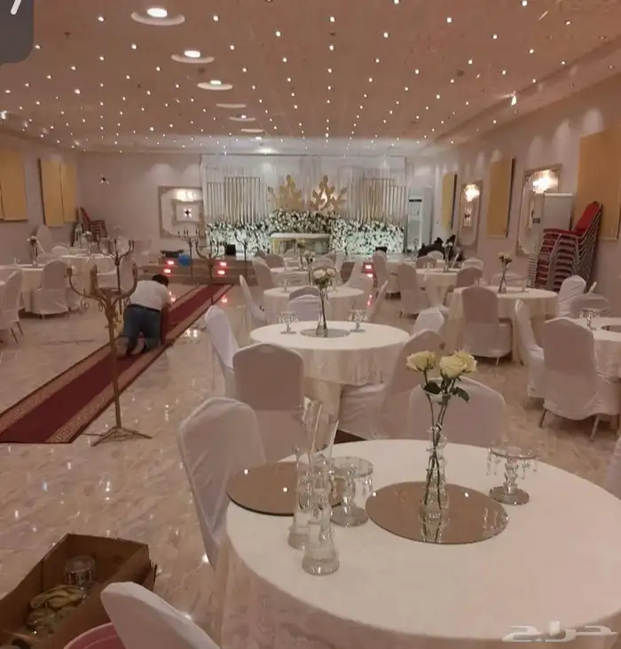 قاعه للبيع بالشميسي ب3مليون او استثمار ب300 الف بمساحة 1660 5