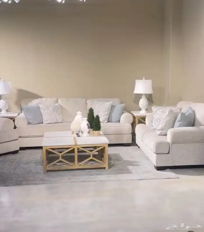 الكنبت تفصيل تنجيد ستائر جميع انواع اشكال مختلفة بسعر مصنع 4