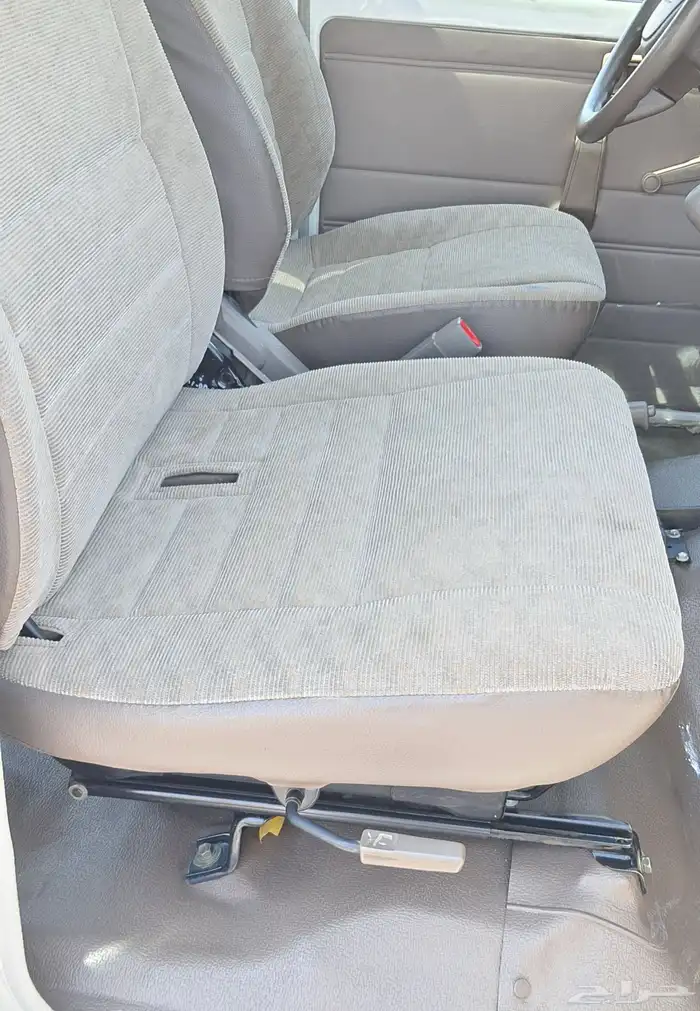 جيب ربع مخزن 2005 40