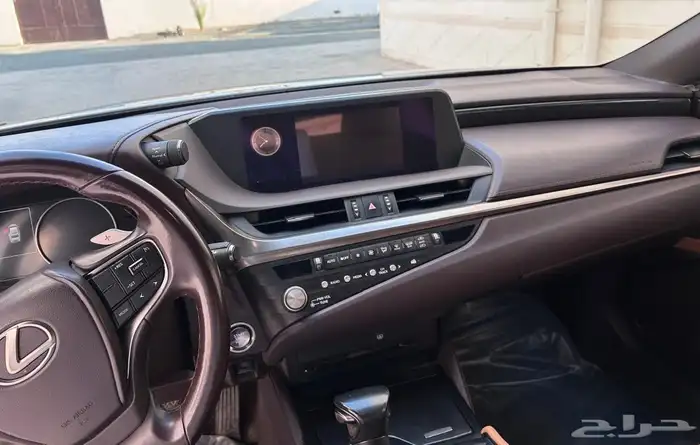لكزس 2021 ES250 ممشى 63 الف نص فل 39