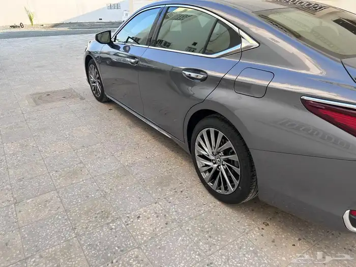 لكزس 2021 ES250 ممشى 63 الف نص فل 11