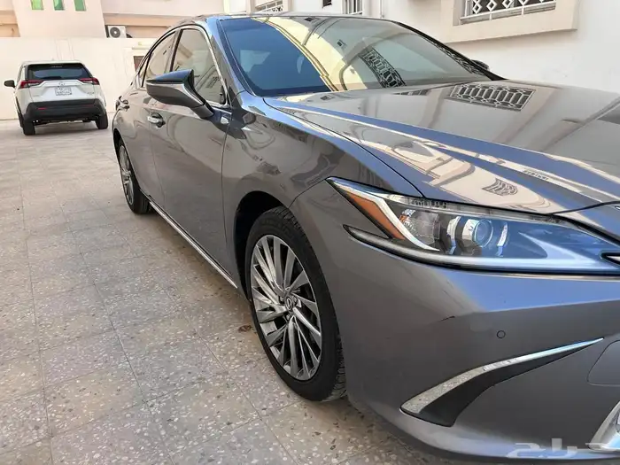 لكزس 2021 ES250 ممشى 63 الف نص فل 4