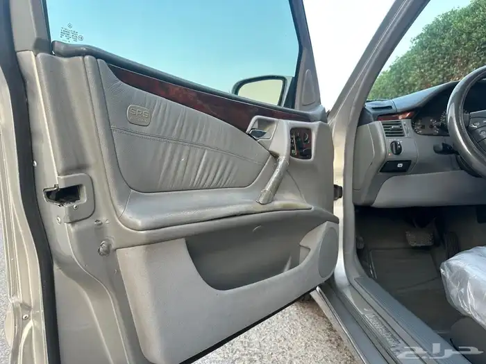 للبيع مرسيدس ابو عيون مديل 2001 9