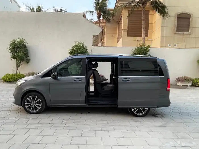 مرسيدس V250   موديل 2022 37