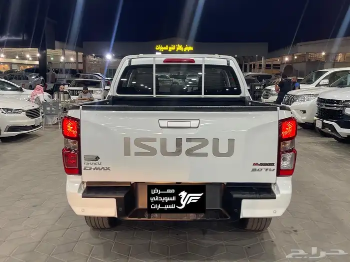 ايسوزو ديماكس 2023 LS - عداد 8 الف فقط بحالة الوكالة .. 7