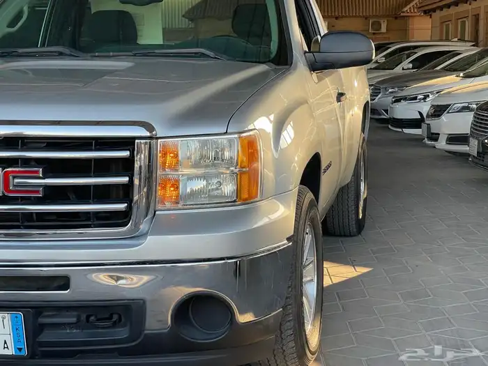 جي ام سي سييرا 2013 - عداد 38 الف فقط .. 1