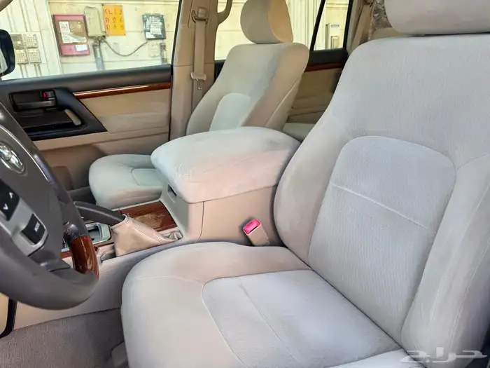 لاندكروزر نظيف جدا 15