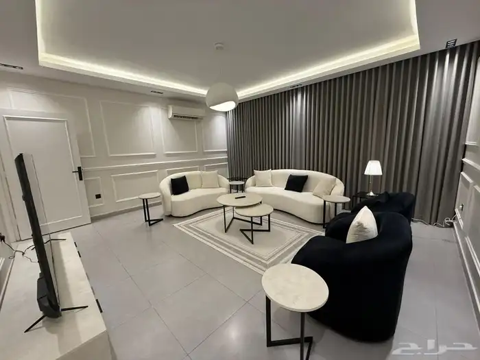 شقة للايجار حي الزهراء 9