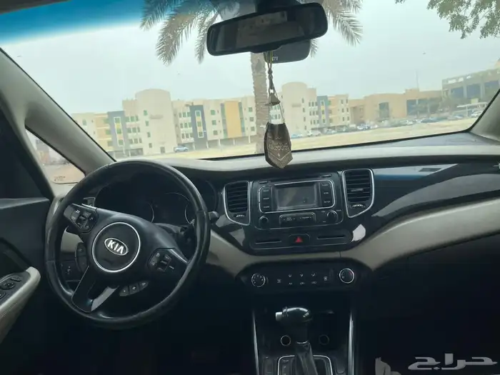 كيا كارينر 2016 1600 Cc 27