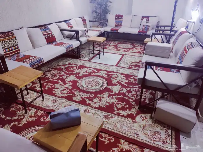 تاجير كنب تاجير كراسي طاولات جلسات مرتفعه جلسات ارضيه دفايات 1