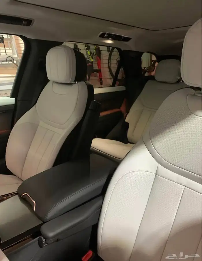 رنج روفر سبورت 2023 2