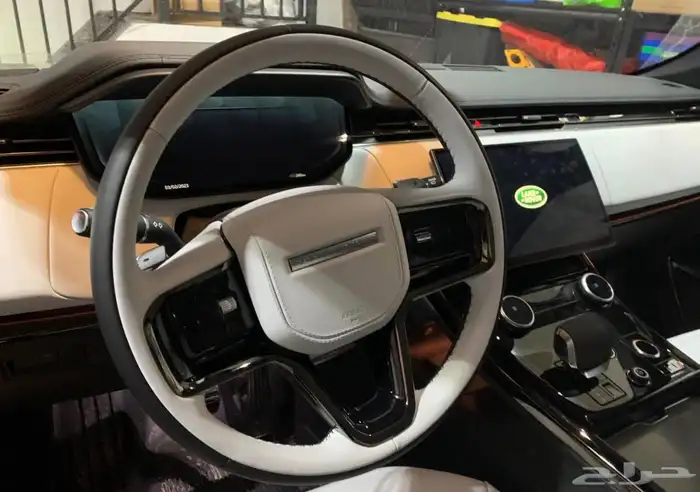 رنج روفر سبورت 2023 1