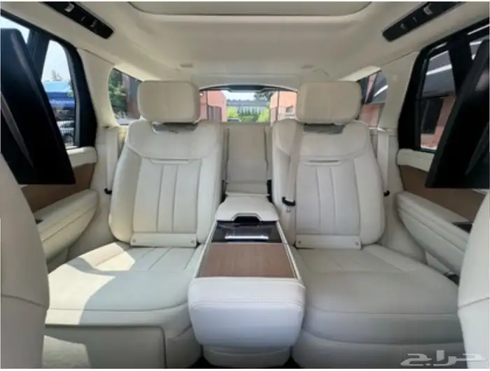 رنج روفر SV 10