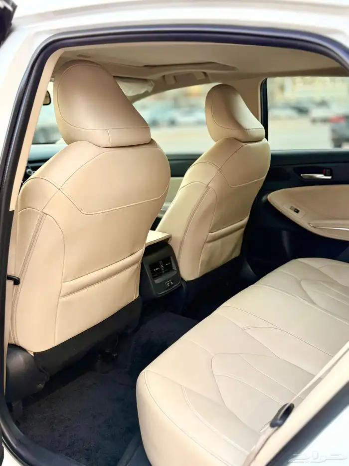 تويوتا افالون 2022 سعودي - تورنق عداد 86 الف كيلو فقط 8