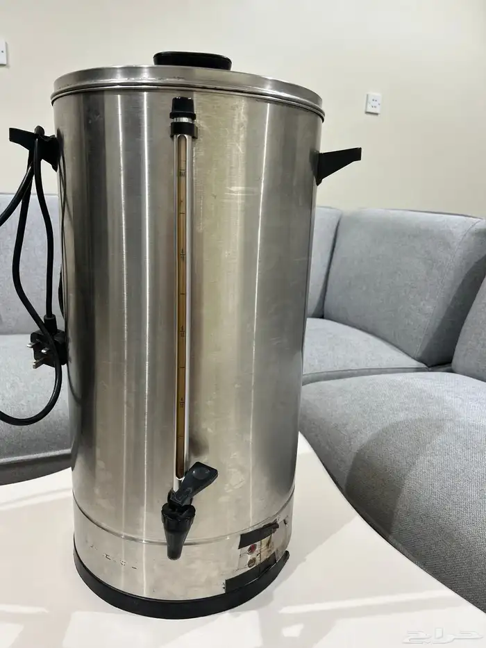 غلاية ماء حجم كبير تقريبا  20 لتر او اكثر 0