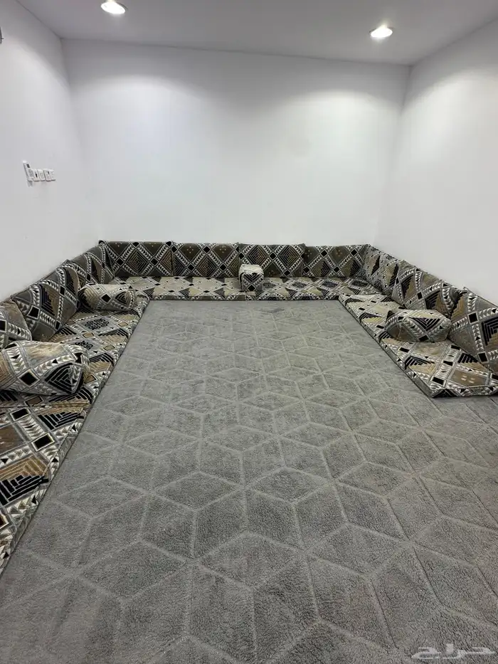 ارفوف واثاث 7