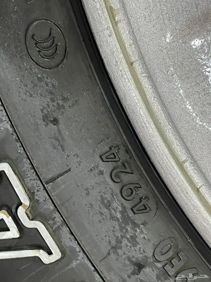 جنوط وكفرات لاندكروزر 1998 2007 كفرات جديده مقاس 17 6