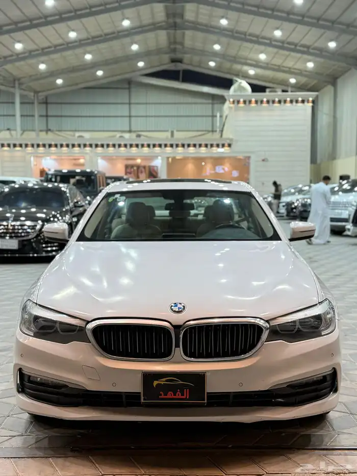 بي ام دبليو - 2020 - 520 ((( تم البيع ))) 2