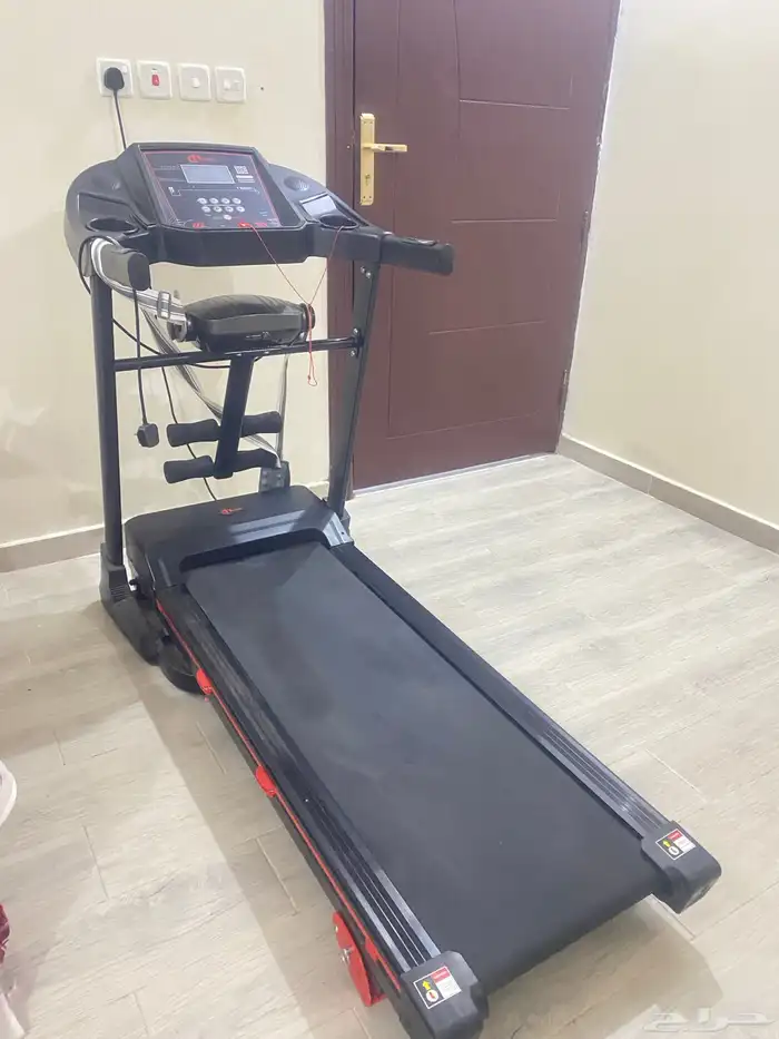 سير شبه جديد استخدام قليل 2