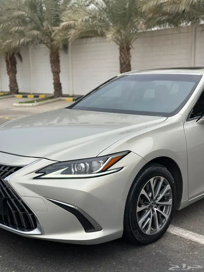 لكزس ES250 2023 AA بنزين 3