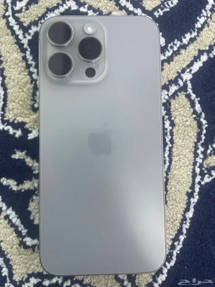 ايفون 15 برو ماكس شبه جديد 0