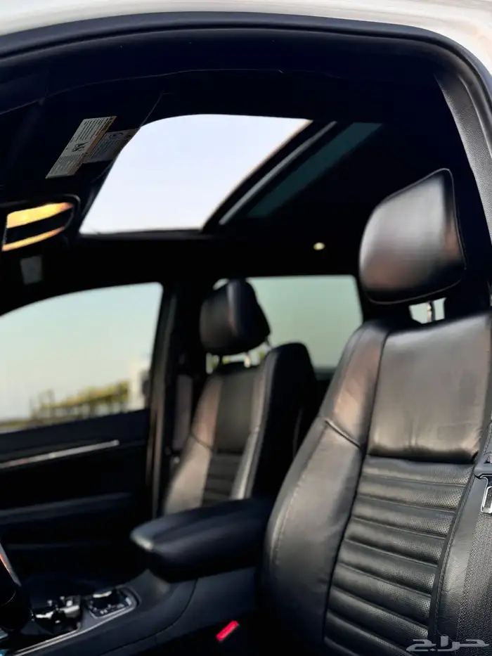 للبيع جيب شروكي 2020 وارد كوريا 21