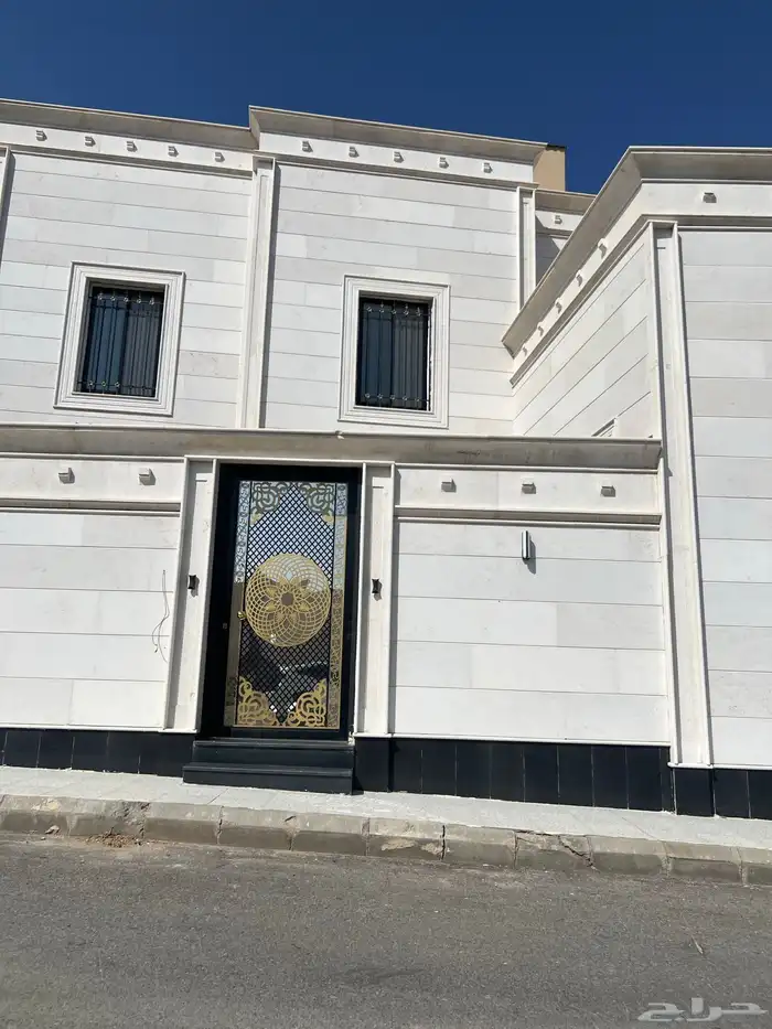 فلل للبيع موقع مميز بالواصليه 0