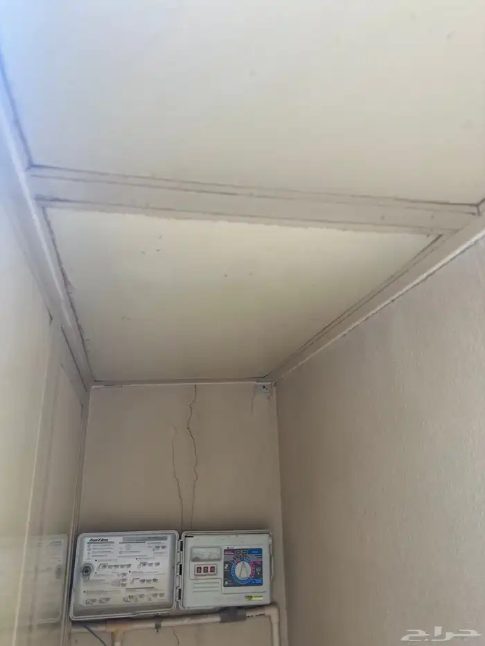 بيت المنيوم مع بابين 1