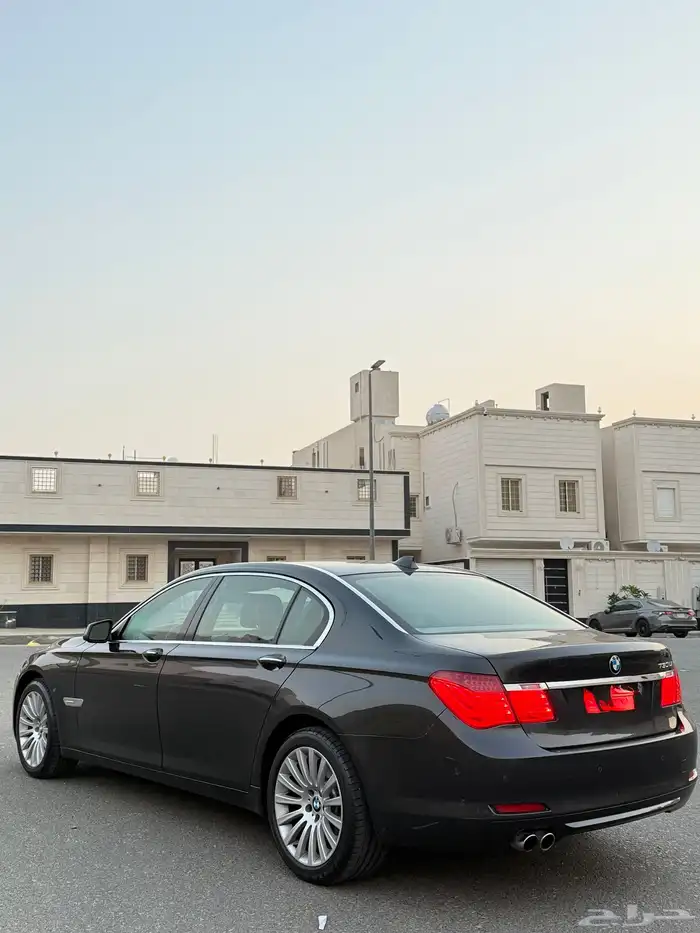 بي ام الفئه 6