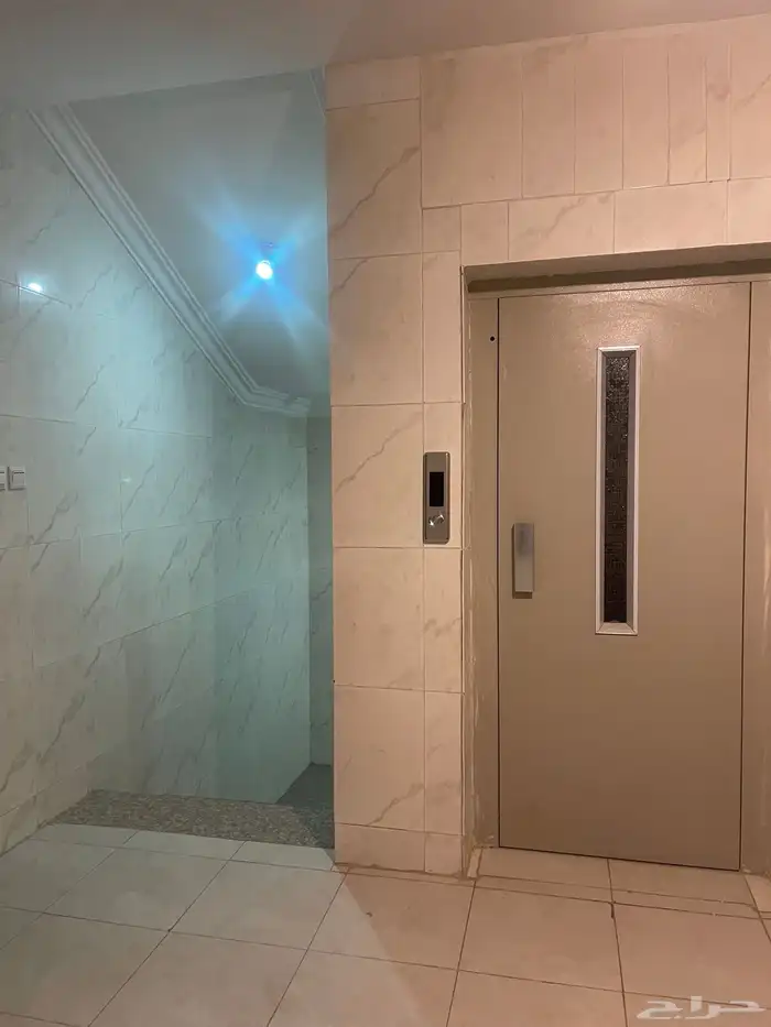 شقه ست غرف نظيفه للايجار أو البيع حي الصحافة أبها 3