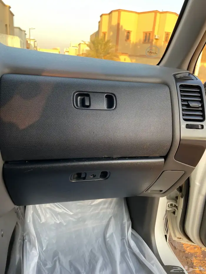 لاندكروزر 23