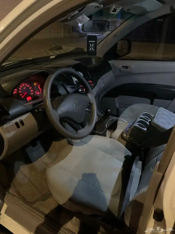 ونيت متسوبيشي L200 2015 5