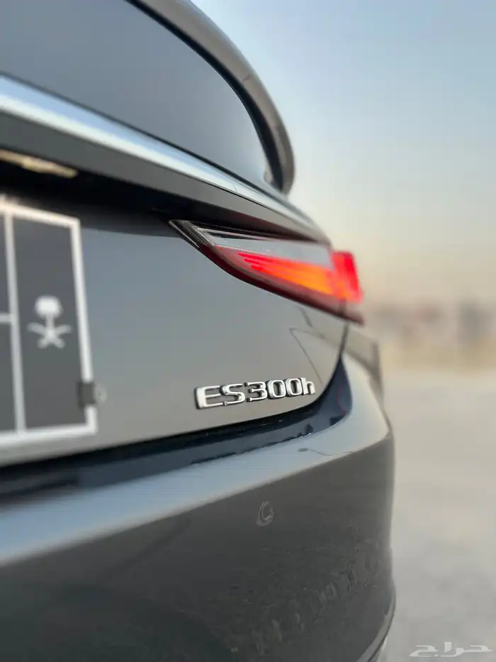 لكزس ES300h بدي وكاله مالك اول فل كامل 14