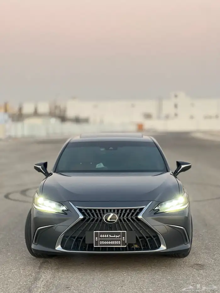 لكزس ES300h بدي وكاله مالك اول فل كامل 9
