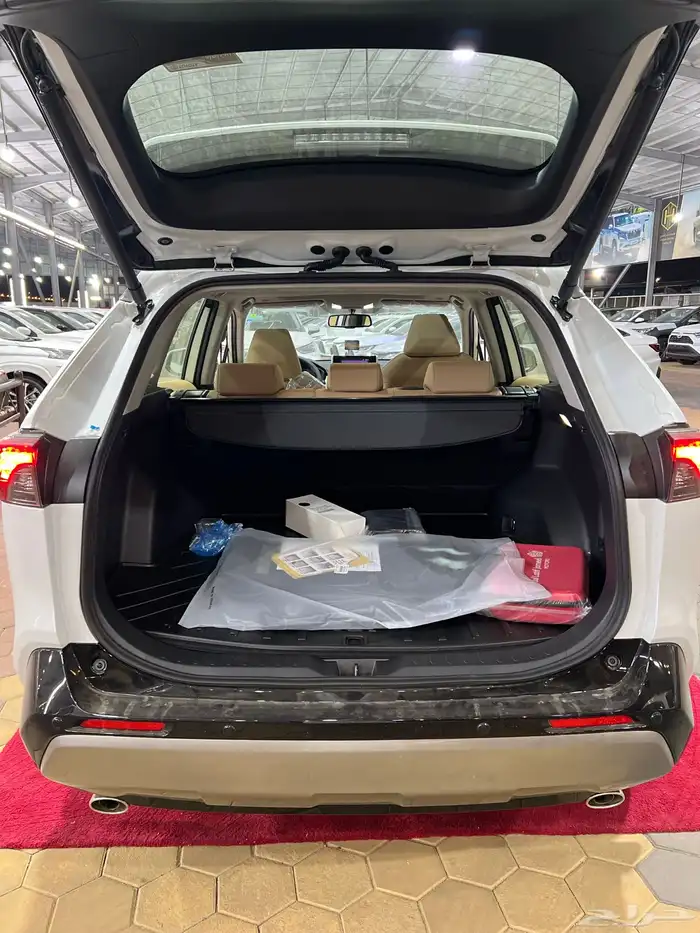 تويوتا راف فور XLE هايبرد 2025 جديد سعودي 129.950 شامل 25